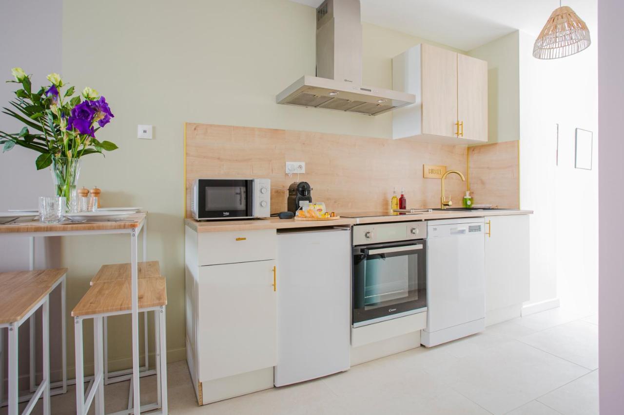 Ideal Pro & Couple - 2 Logements Theme Boho Chic Rdc & Dandy 1Er Etage - Quartier Calme - Jardin - Wifi Hd - Smart Tv - Parking Gratuit - Proche Centre & Transports - Ask Home Valenciennes Esterno foto